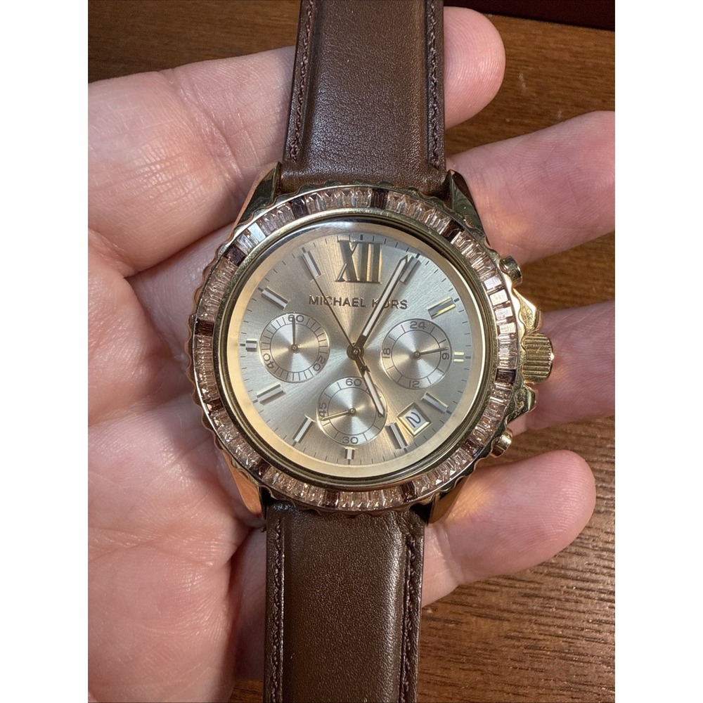 Michael Kors Everest MK5874 Unisex Brown Leather Analog Dial Chronograph Watch